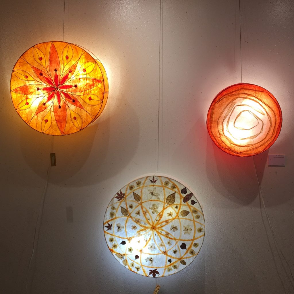 Applique murale papier mandalas Ale Casanovas Luminaires en papier